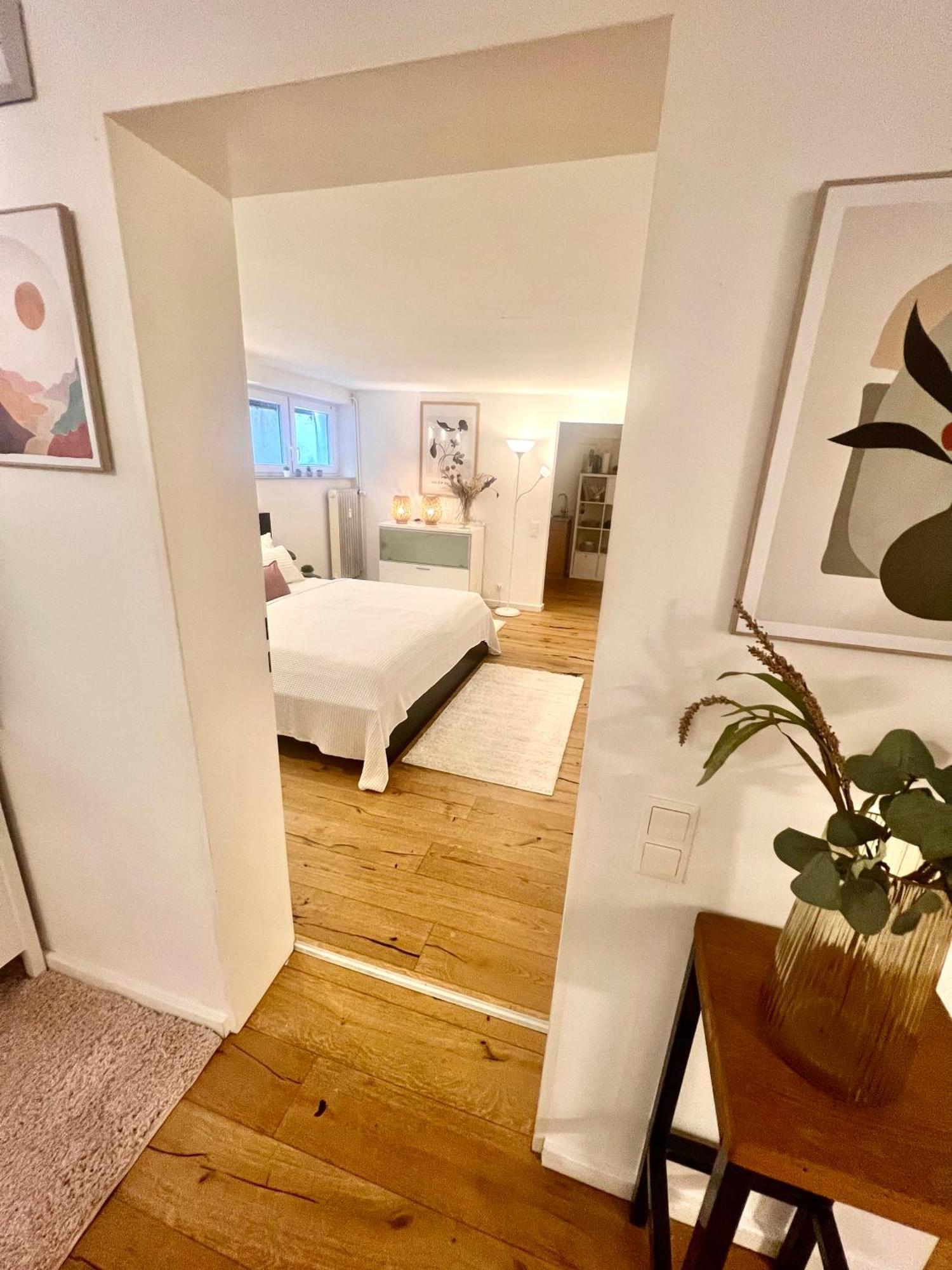 Gemuetliche Souterrain Wohnung Neben Der Universitaetsklinik In Homburg Хомбург Экстерьер фото